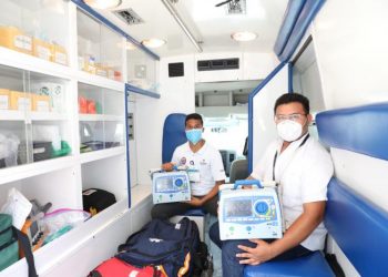 EL GOBIERNO DEL ESTADO CONTINÚA EQUIPANDO LAS AMBULANCIAS CON EQUIPOS E INSTRUMENTOS DE ALTA TECNOLOGÍA