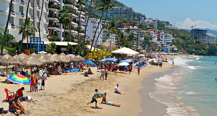 EL LUNES REABREN HOTELES Y PLAYAS DE PUERTO VALLARTA