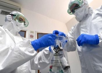 “ES UN RIESGO REAL”: MÉDICOS BRITÁNICOS ADVIRTIERON A LOS POLÍTICOS DEL PELIGRO DE UNA SEGUNDA OLA