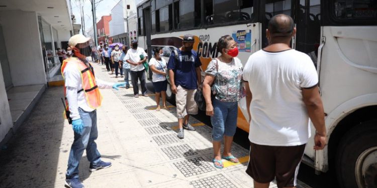 FUNCIONAN CON EFICIENCIA LAS MEDIDAS SANITARIAS Y DE SANA DISTANCIA EN EL TRANSPORTE URBANO