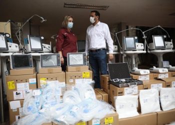 GOBIERNO DEL ESTADO ENTREGA EQUIPOS MÉDICOS Y ARTÍCULOS DE PROTECCIÓN PARA PERSONAL HOSPITALARIO DEL IMSS YUCATÁN