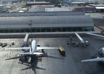 GOBIERNO SUSPENDE COMPRA DEL AEROPUERTO DE TOLUCA POR COVID-19