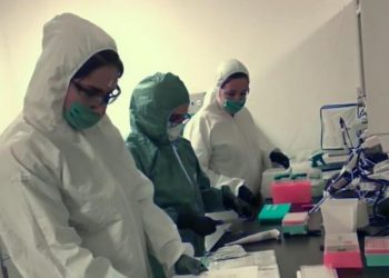 GUATEMALA REPORTA CONTAGIO MASIVO EN LABORATORIO DE PRUEBAS DE COVID-19