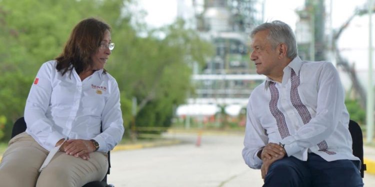 REFINERÍA DE MINATITLÁN LLEVA AVANCE DE 56 POR CIENTO