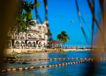 REINICIAN OPERACIONES 19 HOTELES EN LA RIVIERA MAYA