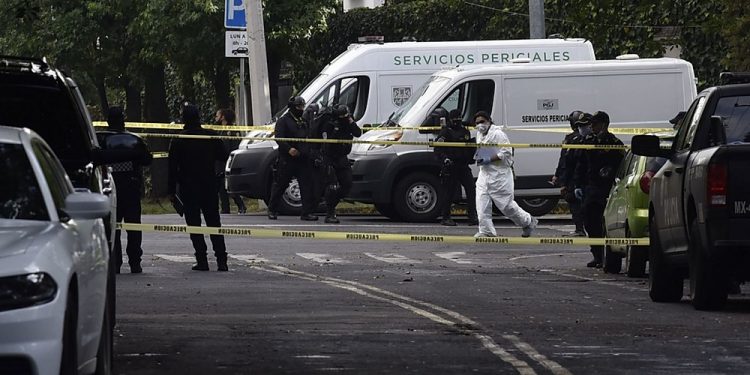JEFE DE SEGURIDAD DE CDMX SOBREVIVE A ATAQUE; ACUSA AL NUEVA GENERACIÓN