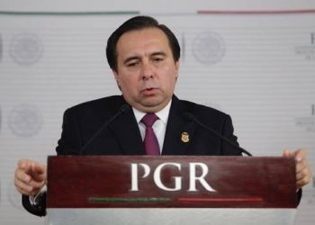 JUEZ ADMITE AMPARO DE TOMÁS ZERÓN CONTRA ORDEN DE APREHENSIÓN