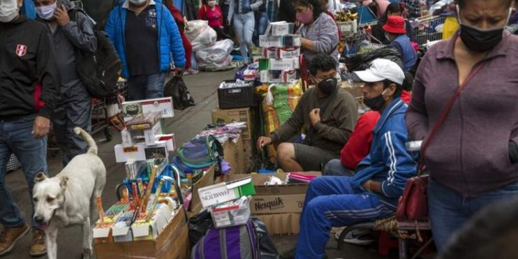 JÓVENES LATINOAMERICANOS LE RESTAN IMPORTANCIA AL CORONAVIRUS: UNICEF