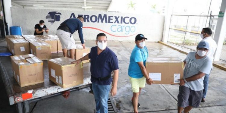 LLEGA A YUCATÁN MÁS DE UNA TONELADA DE DONATIVOS POR PARTE DE HABITANTES DE LA CIUDAD DE MÉXICO