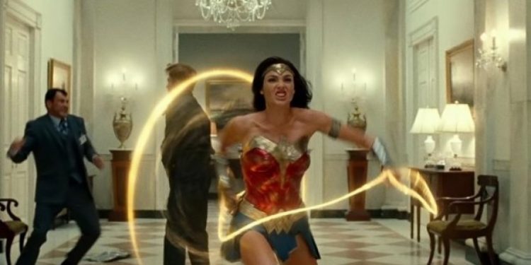 «MUJER MARAVILLA: 1984» RETRASA DE NUEVO SU ESTRENO