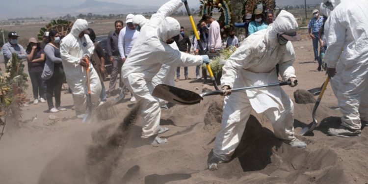 MÉXICO AVANZA A SU PUNTO MÁXIMO EN LA PANDEMIA, ADVIERTE LA OPS