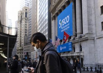 NUEVA YORK IMPONE CUARENTENA A VIAJEROS DE FOCOS DE COVID-19