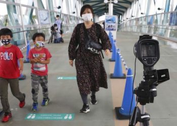 REPORTAN NUEVOS BROTES DE CORONAVIRUS EN ESCUELAS JAPONESAS