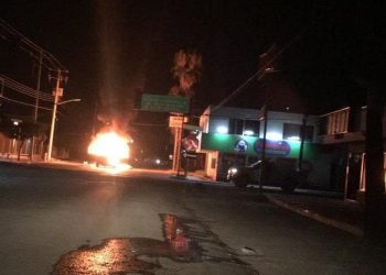 SICARIOS INCENDIAN GASOLINERA, VIVIENDAS Y VEHÍCULOS EN SONORA