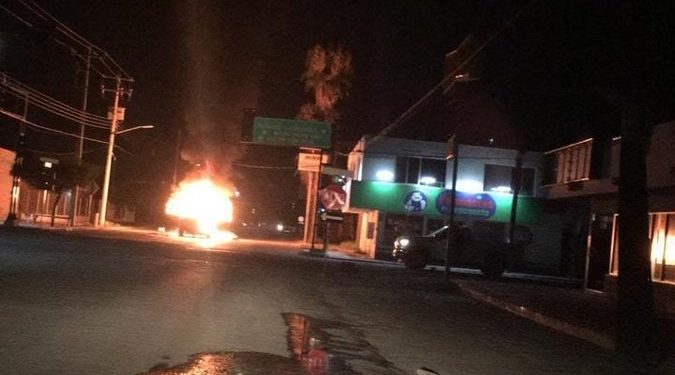 SICARIOS INCENDIAN GASOLINERA, VIVIENDAS Y VEHÍCULOS EN SONORA