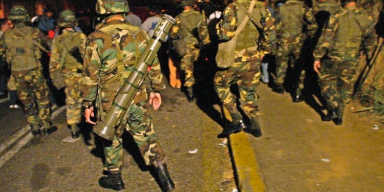 SIETE MILITARES ACEPTAN CARGOS POR VIOLACIÓN DE NIÑA INDÍGENA EN COLOMBIA