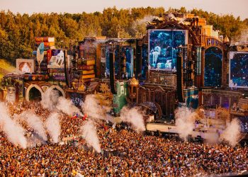 «TOMORROWLAND» SE CELEBRARÁ DESDE CASA