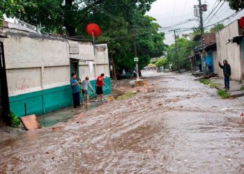 TORMENTA TROPICAL «AMANDA» DEJA NUEVE MUERTOS EN EL SALVADOR