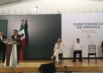 LÓPEZ OBRADOR ENCABEZA REUNIÓN DE SEGURIDAD EN XALAPA, VERACRUZ