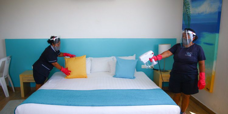 HOTELES DE PUERTO MORELOS ESPERAN CON SEGURIDAD A LOS VISITANTES