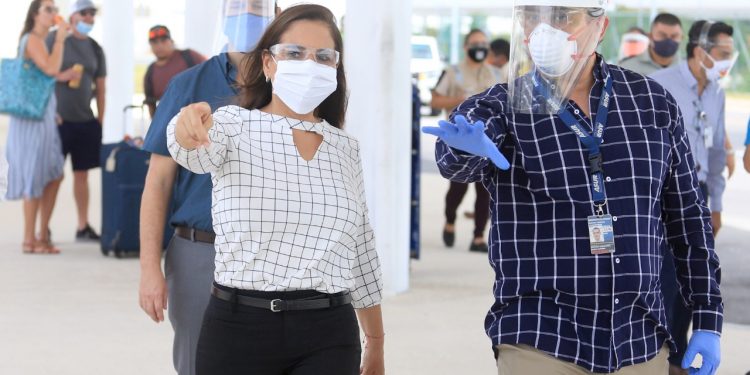 CON FEDERACIÓN Y ESTADO, MANTIENE BJ VIGILANCIA SANITARIA EN TRANSPORTE DE PASAJEROS EN EL AIC