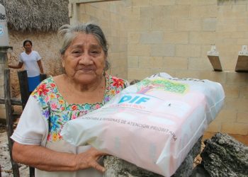 SEGUNDA ENTREGA DE APOYO ALIMENTARIO, QUE ENVIÓ EL GOBERNADOR CARLOS JOAQUÍN SIGUE LLEGANDO A COMUNIDADES