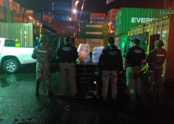 SE ASEGURA CARGAMENTO DE CLORHIDRATO DE COCAÍNA EN EL PUERTO DE MANZANILLO
