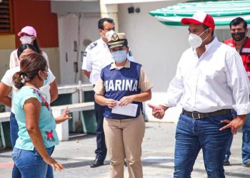 SUPERVISA JUAN CARRILLO REFUGIOS ANTI HURACANES