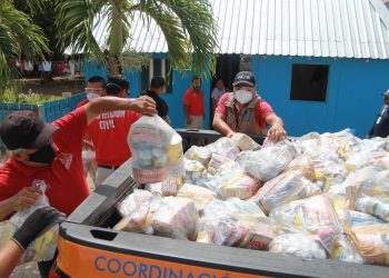 CONTINÚA LA AYUDA A FAMILIAS AFECTADAS POR ESCURRIMIENTOS EN FCP: ADRIÁN MARTÍNEZ ORTEGA