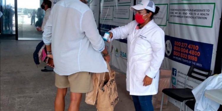 PROTEGER LA SALUD DE LOS HABITANTES Y VISITANTES DE LA ISLA, PRIORIDAD DEL GOBIERNO DE PEDRO JOAQUÍN