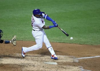 JONRÓN DE CÉSPEDES Y METS BLANQUEA A BRAVOS