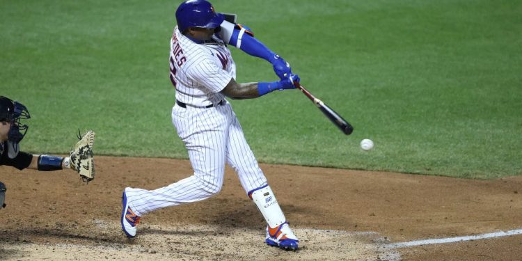 JONRÓN DE CÉSPEDES Y METS BLANQUEA A BRAVOS