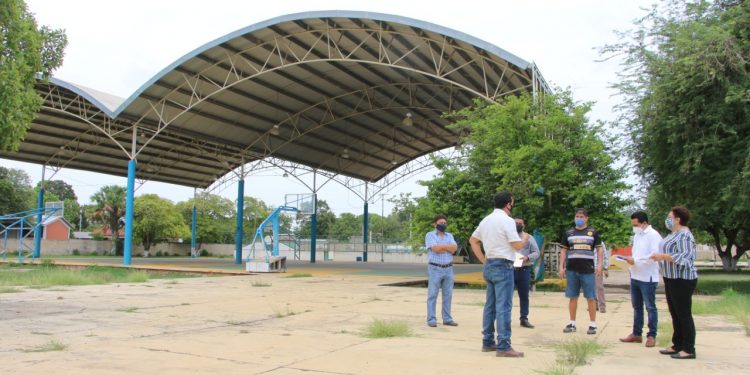 ADMINISTRACIÓN DE SOFÍA ALCOCER REMODELARÁ Y MODERNIZARÁ LA UNIDAD DEPORTIVA