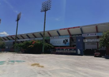 MANUEL VELARDE Y LOS POTROS ‘GALOPARON’ DE CANCÚN Y DEJARON TIRADOS A UNOS 24 EMPLEADOS QUE DESDE MAYO NO COBRAN SU SUELDO