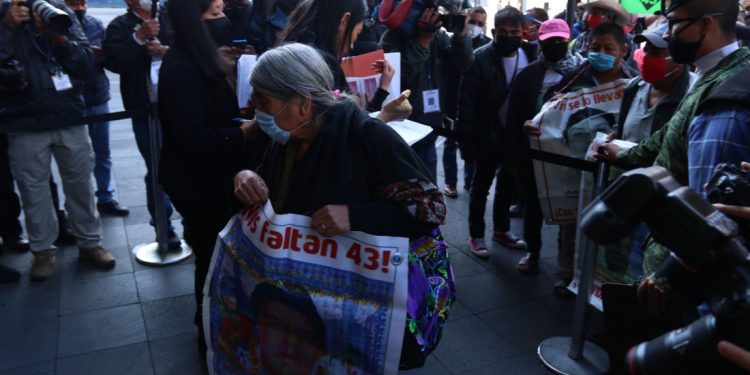 PRESIDENTE LÓPEZ OBRADOR SE REÚNE CON MADRES Y PADRES DE LOS 43 ESTUDIANTES DESAPARECIDOS DE AYOTZINAPA