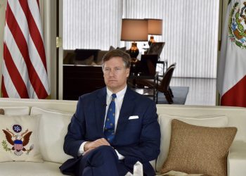 EMBAJADOR DE ESTADOS UNIDOS EN MÉXICO VIAJA A WASHINGTON PARA AYUDAR CON LA VISITA DE AMLO