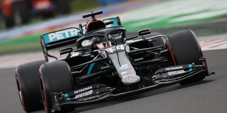 LEWIS HAMILTON SE LLEVA EL GRAN PREMIO DE HUNGRÍA E IGUALA RÉCORD DE SCHUMACHER