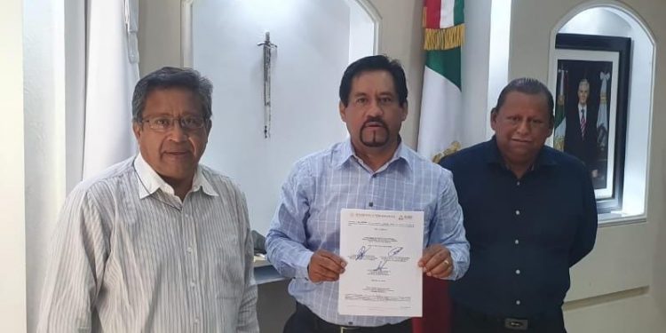 ALCALDES DE CÁRDENAS Y NACAJUCA FIRMAN CONVENIO CON LA SEDATU