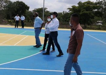 INAUGURA EL GOBERNADOR OBRAS DE CONSTRUCCIÓN EN BACALAR