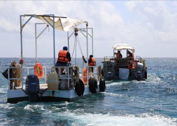 PLAYAS LIMPIAS CON BARRERA DE CONTENCIÓN DE SARGAZO