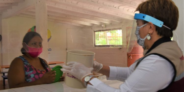 SISTEMA DIF MUNICIPAL REFUERZA MEDIDAS SANITARIAS EN COMEDORES SOLIDARIOS