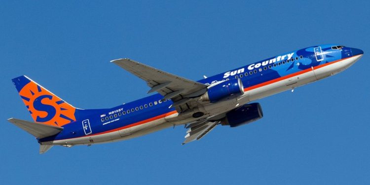 BUEN VIERNES EN EL AEROPUERTO DE CANCÚN CON 188 OPERACIONES