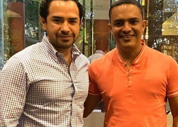 ¿COQUETEA RAYMUNDO KING CON MORENA?