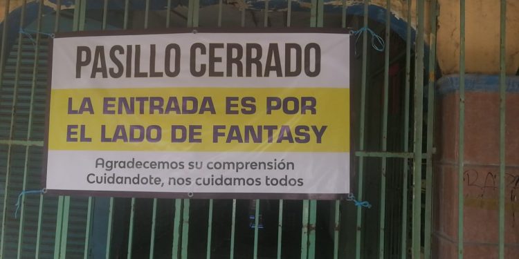 CUMPLEN EN EL MERCADO 23 DE CANCÚN CON LAS MEDIDAS SANITARIAS