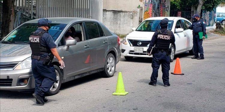 CONTINÚA LA VIGILANCIA EN EL CUMPLIMIENTO DE LAS MEDIDAS SANITARIAS Y RESTRICTIVAS DE MOVILIDAD EN COZUMEL