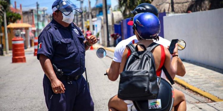 INTENSIFICAN MEDIDAS SANITARIAS EN ISLA MUJERES PARA FRENAR CONTAGIOS AL COVID-19