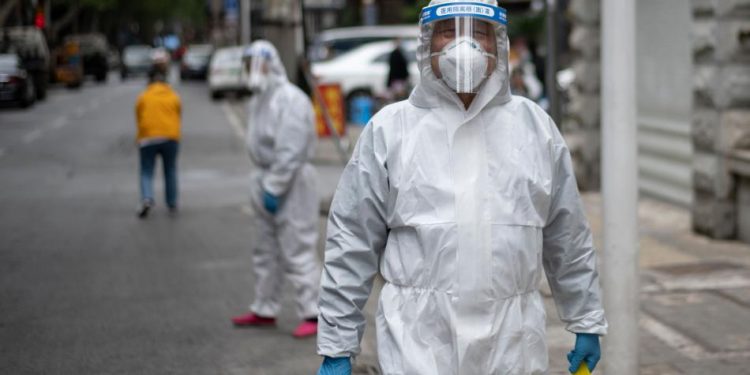 ANTE CORONAVIRUS IMPARABLE EN COLOMBIA, MÉDICOS PIDEN DECLARAR CUARENTENA ESTRICTA