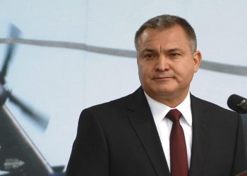 APLAZAN AUDIENCIA DE GENARO GARCÍA LUNA POR PANDEMIA