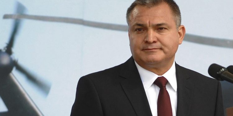 APLAZAN AUDIENCIA DE GENARO GARCÍA LUNA POR PANDEMIA