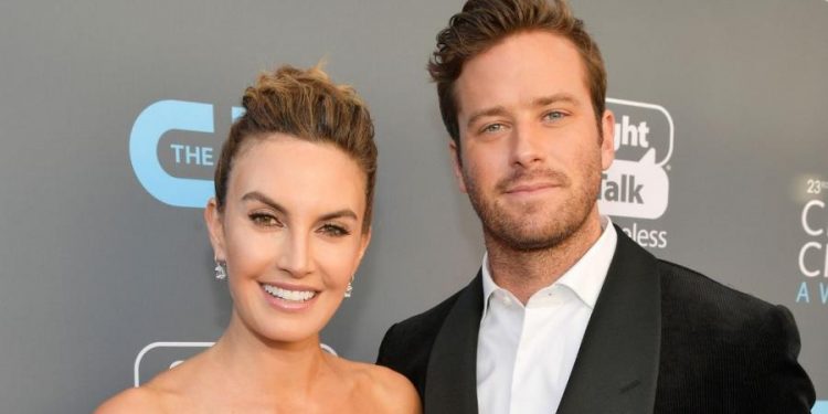 ARMIE HAMMER Y ELIZABETH CHAMBERS ANUNCIAN SU DIVORCIO